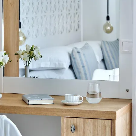 Vasia Boulevard (adults Only)