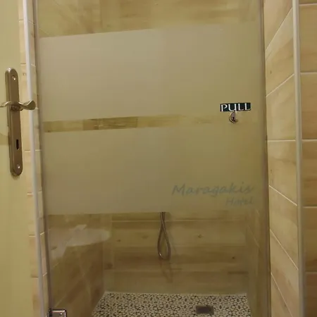 Vasia Boulevard (adults Only) מלון הרסוניסוס