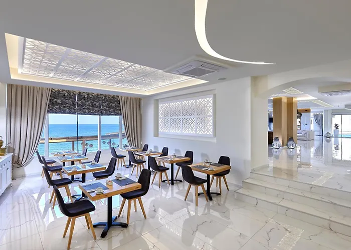 Vasia Boulevard (adults Only) Отель Херсониссос